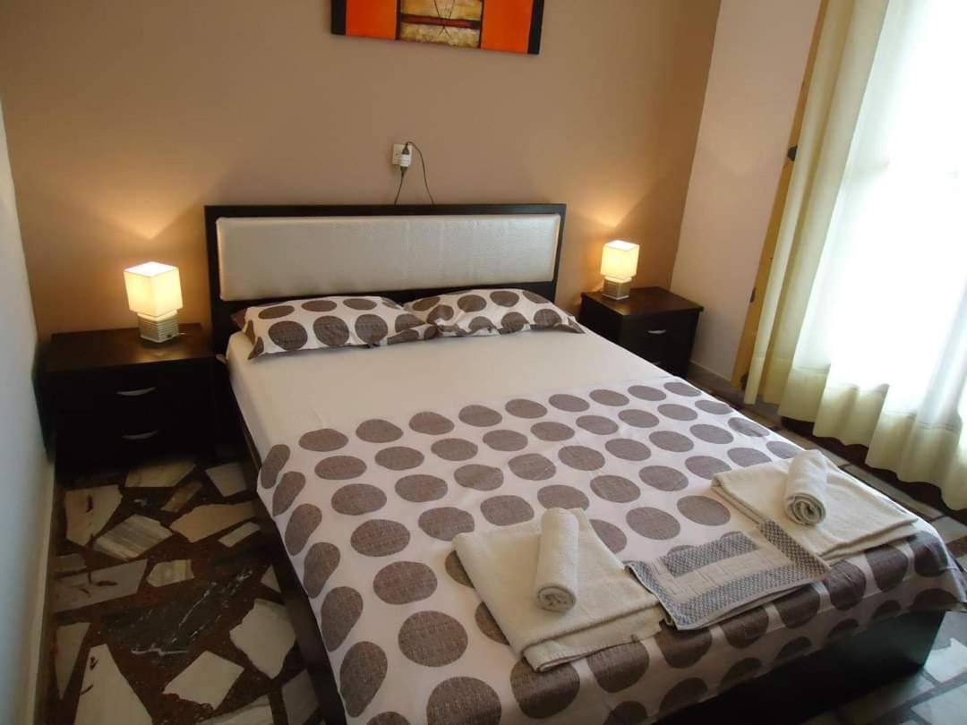 Studios Lainis Торони Экстерьер фото